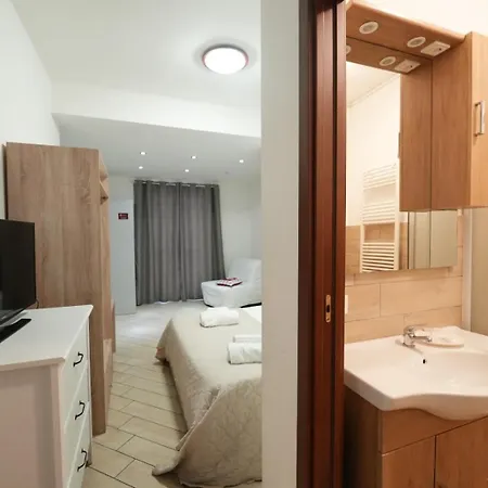 住宿加早餐酒店 Garibaldi 4*