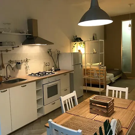 Garibaldi Bed and Breakfast Νάπολη